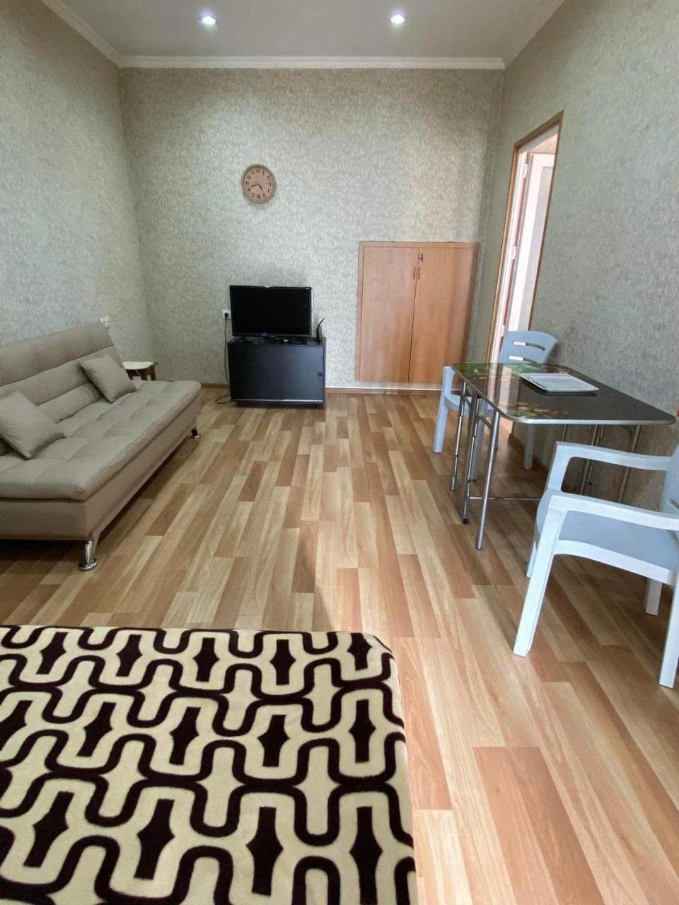 Nutsa'S Apartment In Old Tbilisi Bagian luar foto